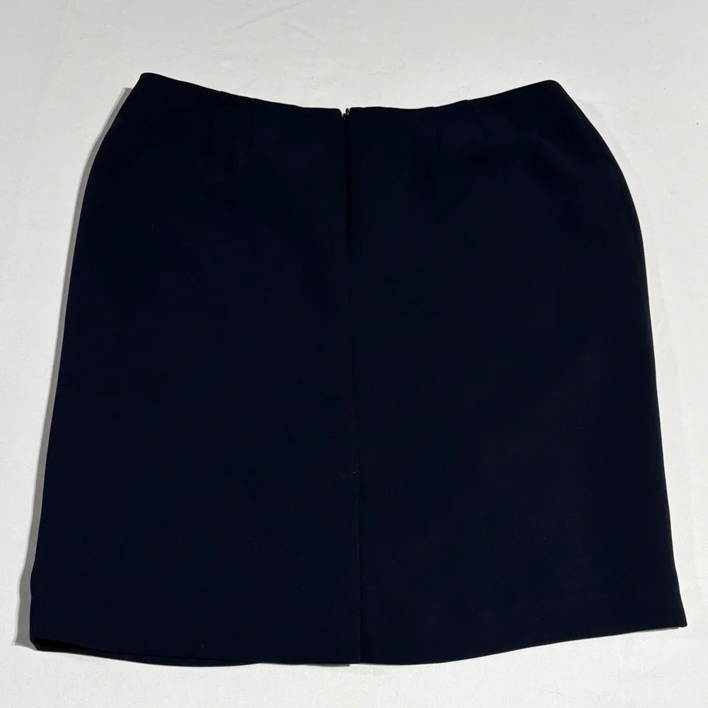 sleek navy